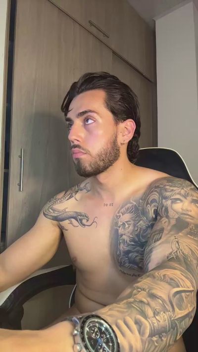 Axel_blaze_1 live cam on Cam4