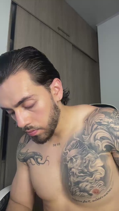 Axel_blaze_1 live cam on Cam4