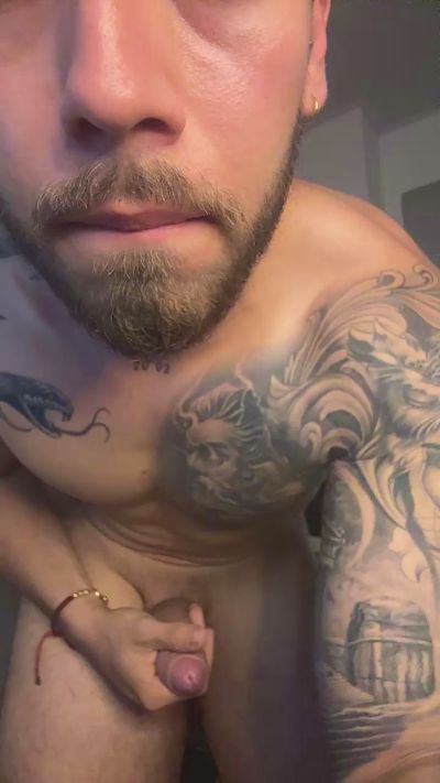 Axel_blaze_1 live cam on Cam4