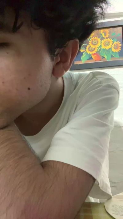 Axel_mejia live cam on Cam4