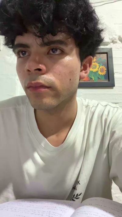 Axel_mejia live cam on Cam4