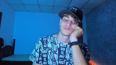 Axel_sex69 live cam on Cam4