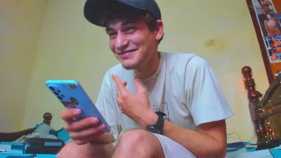 Axel_sex69 live cam on Cam4