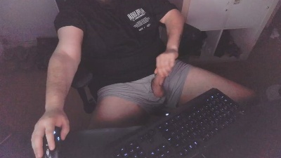 Axelbladeee live cam on Cam4