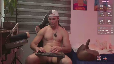 Axelfairchaild live cam on Cam4