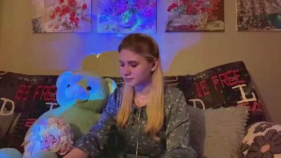 AyanaNanney live cam on Cam4