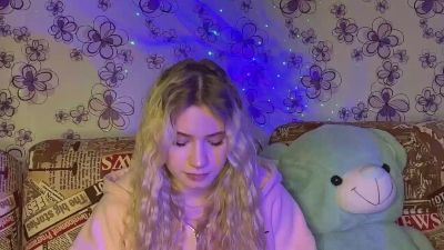 AyanaNanney live cam on Cam4