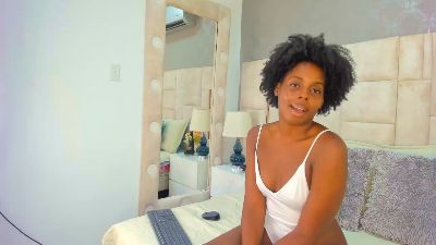 Ayanaebony live cam on Cam4