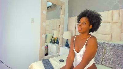 Ayanaebony live cam on Cam4