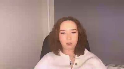 AyeshaZentner live cam on Cam4