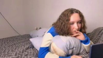 AyeshaZentner live cam on Cam4