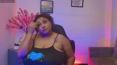 Ayliinn_ live cam on Cam4