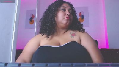 Ayliinn_ live cam on Cam4