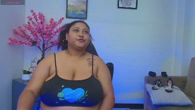 Ayliinn_ live cam on Cam4