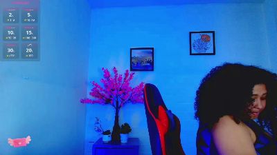 Ayliinn_ live cam on Cam4