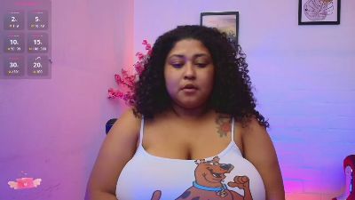 Ayliinn_ live cam on Cam4