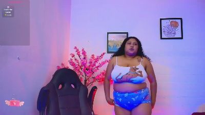 Ayliinn_ live cam on Cam4