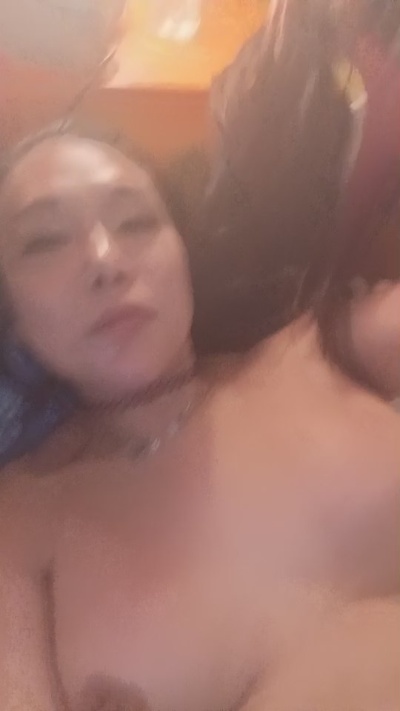 Ayumiosaka2025 live cam on Cam4