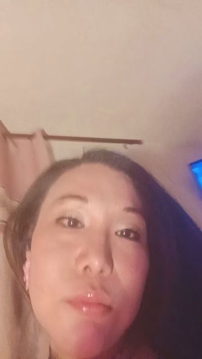 Ayumiosaka2025 live cam on Cam4