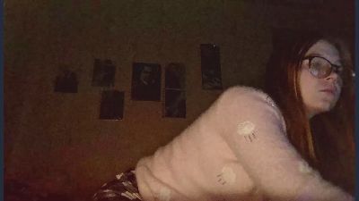 AzaleeKanz live cam on Cam4