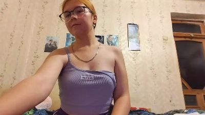 AzaleeKanz live cam on Cam4