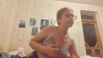 AzaleeKanz live cam on Cam4