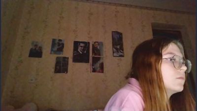 AzaleeKanz live cam on Cam4