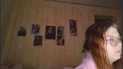 AzaleeKanz live cam on Cam4