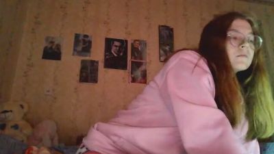 AzaleeKanz live cam on Cam4