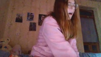 AzaleeKanz live cam on Cam4
