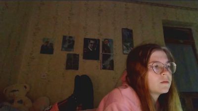AzaleeKanz live cam on Cam4