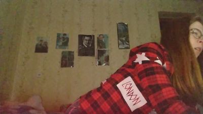 AzaleeKanz live cam on Cam4