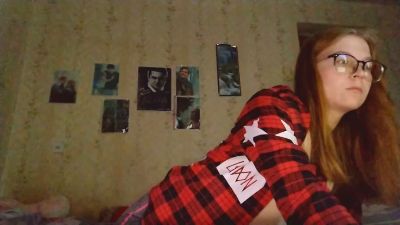 AzaleeKanz live cam on Cam4