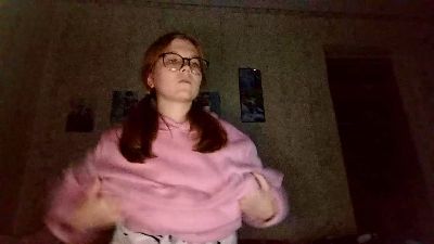 AzaleeKanz live cam on Cam4