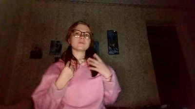 AzaleeKanz live cam on Cam4