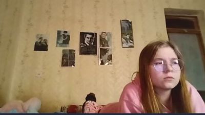 AzaleeKanz live cam on Cam4