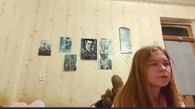 AzaleeKanz live cam on Cam4