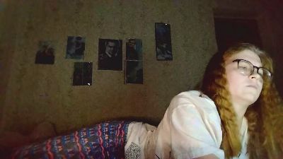 AzaleeKanz live cam on Cam4