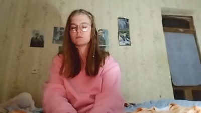 AzaleeKanz live cam on Cam4