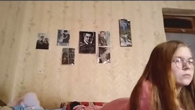 AzaleeKanz live cam on Cam4