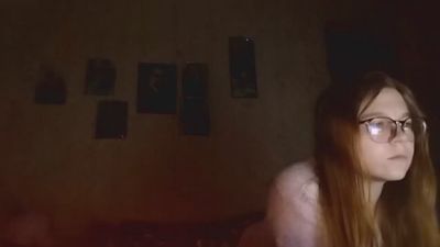 AzaleeKanz live cam on Cam4