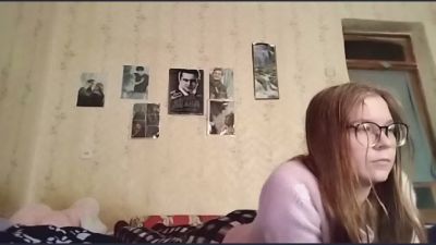 AzaleeKanz live cam on Cam4