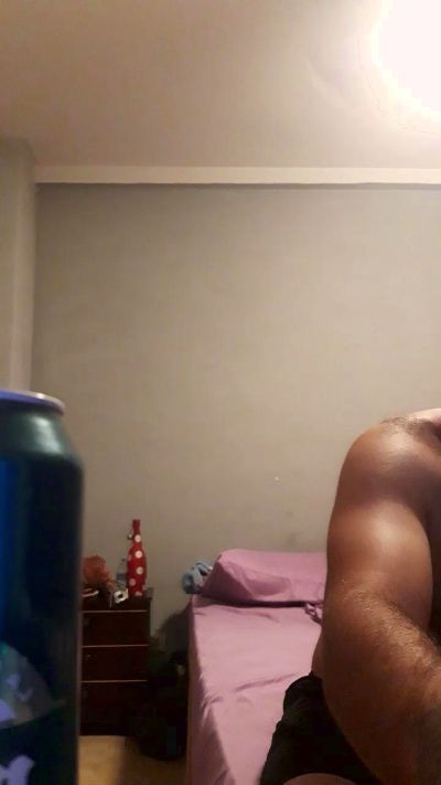 Azox123er live cam on Cam4