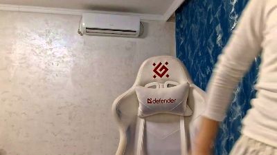 AzzieSaindon live cam on Cam4