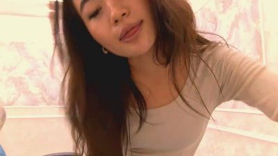 AzzieSaindon live cam on Cam4