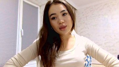 AzzieSaindon live cam on Cam4