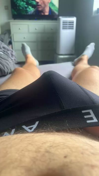 B1ggy2 live cam on Cam4