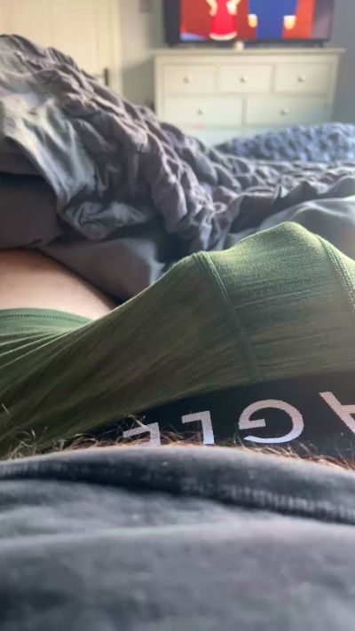 B1ggy2 live cam on Cam4