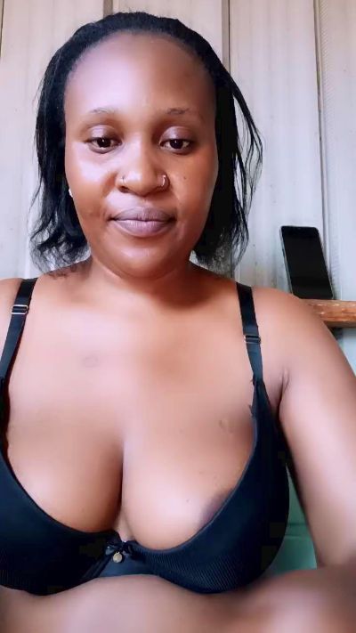 BADFATPUSSY69 live cam on Cam4