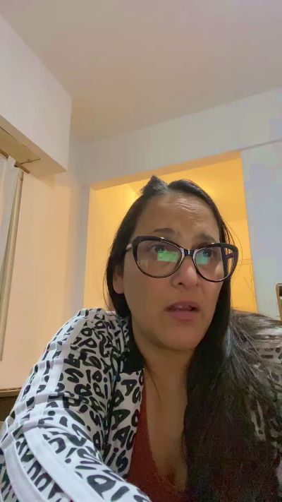 BAgatha live cam on Cam4